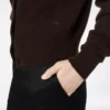 Weiche Kaschmir-Strickjacke mit offenem Kragen und verkürzter Passform Weiche Kaschmir-Strickjacke mit offenem Kragen und verkürzter Passform