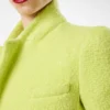 Wickeljacke aus Tweed mit Pailletten, einer Mischung aus Wolle, Kaschmir und Seide Wickeljacke aus Tweed mit Pailletten, einer Mischung aus Wolle, Kaschmir und Seide