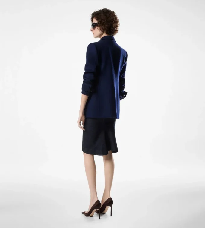Zweireihige Jacke mit Lederkragen Zweireihige Jacke mit Lederkragen